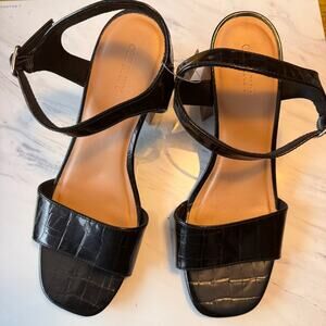 Old Navy Black Jack Heel Ankle Strap Sandals Sz 9 NWT